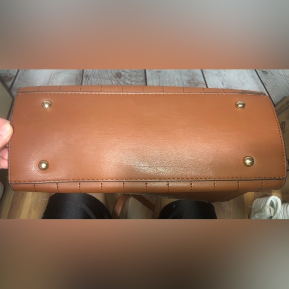 Adrienne Vittadini Handbag Satchel Brown Great Condition. - Picture 8 of 11